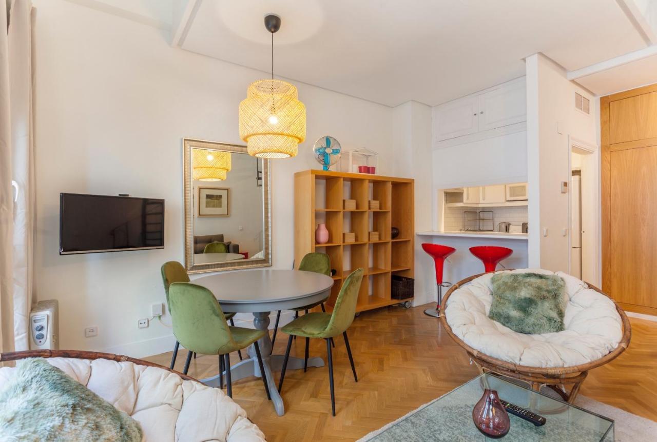 Apartamento Barquillo Duplex En マドリード エクステリア 写真