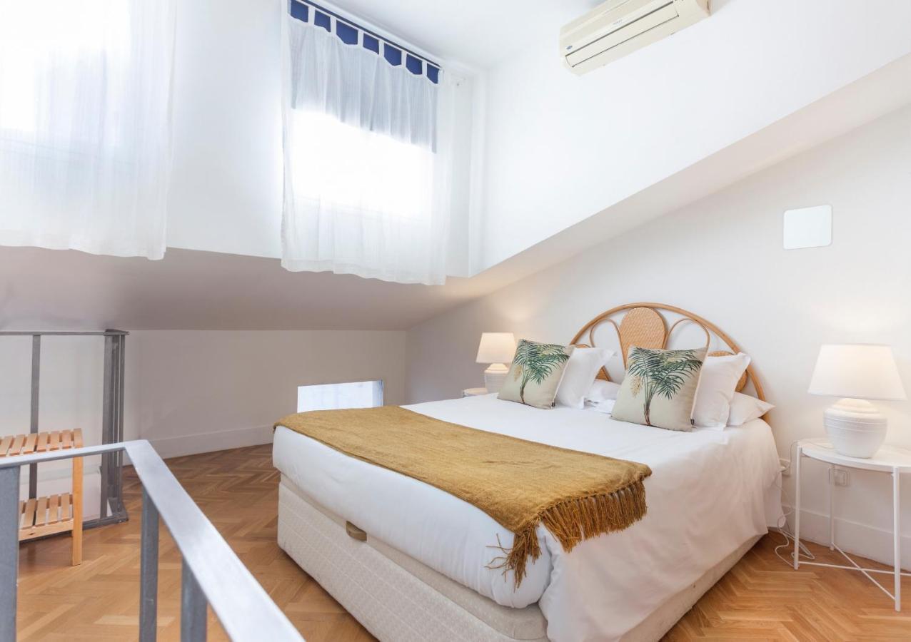Apartamento Barquillo Duplex En マドリード エクステリア 写真
